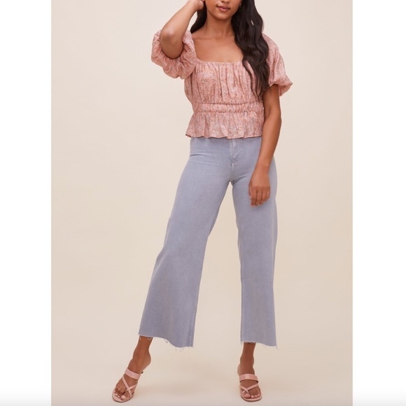 NWOT ASTR THE LEBEL THERON BUBBLE  SLEEVE TOP - XS - Picture 6 of 12